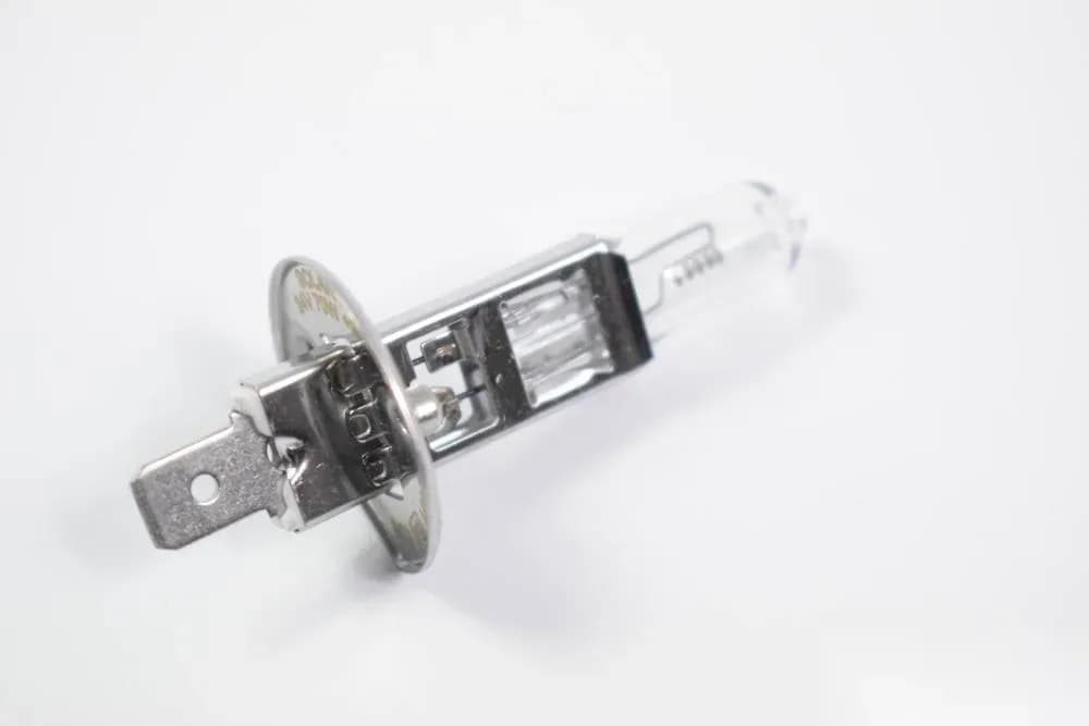 Лампа Н1 24v 70wt  "SOLAR" Starlight + 30%