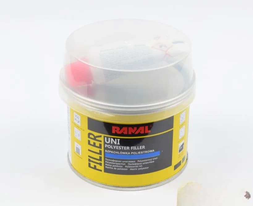 Шпаклівка "RANAL" UNI універсальна 0,25 кг